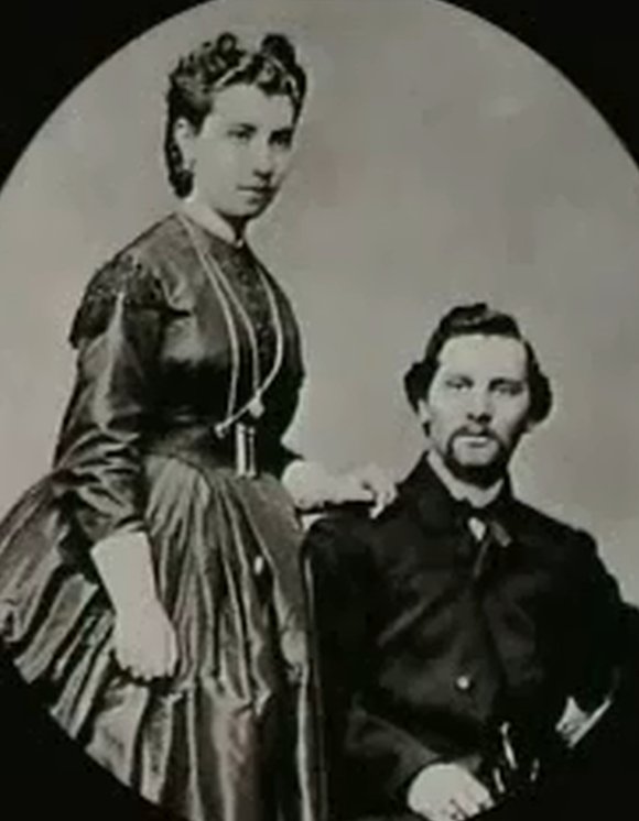 Portrait of Julia and Abraham Staab