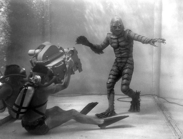 filming underwater creature-from-the-black-lagoon3